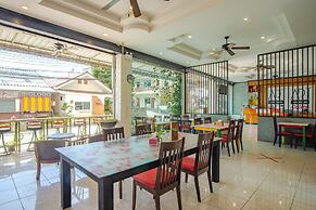 Art Mansion Patong Hotel