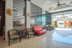 Art Mansion Patong Hotel