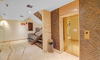 Treebo Premium Arista