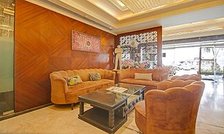 Treebo Premium Arista