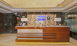 Treebo Premium Arista