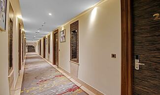 Treebo Premium Arista