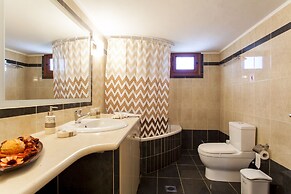 Countryside Cretan Villa