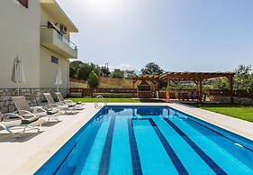 Countryside Cretan Villa