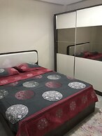 Karabina Green Apart