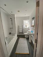 Eden Escapes Serviced Apartments