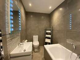 Eden Escapes Serviced Apartments