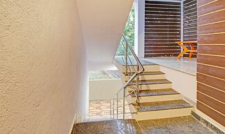 Itsy Hotels La Prince Residency