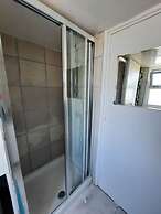 Sea-Esta Seaview Apartment