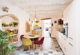 Last Century Residence With Jacuzzi