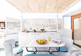 Last Century Residence With Jacuzzi