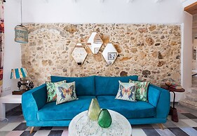 Last Century Residence With Jacuzzi