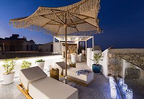 Last Century Residence With Jacuzzi