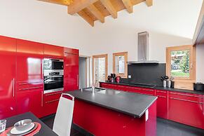 Crystal de Neige Luxury Chalet Spa & Jacuzzi
