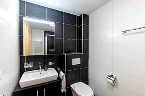 Crystal de Neige Luxury Chalet Spa & Jacuzzi