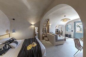 The Exotic Cave Suite