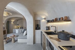 The Exotic Cave Suite