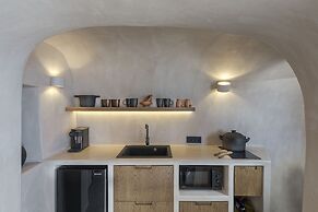 The Exotic Cave Suite