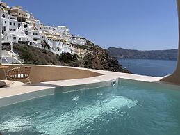 The Exotic Cave Suite