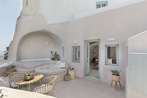 The Exotic Cave Suite