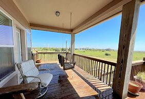 Belle Vue 3 Bedroom Home by RedAwning