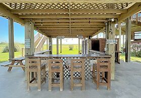 Belle Vue 3 Bedroom Home by RedAwning