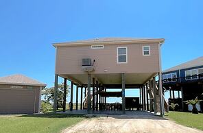 Belle Vue 3 Bedroom Home by RedAwning