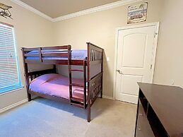 Belle Vue 3 Bedroom Home by RedAwning