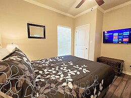 Belle Vue 3 Bedroom Home by RedAwning