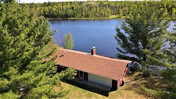 The Banks - Rustic and Waterfront! Secluded and Special! Kayaks and Ca