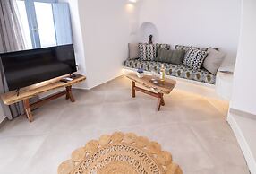 Sunborn Oia Suites