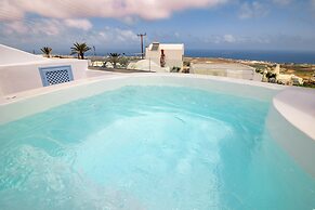 Sunborn Oia Suites