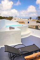 Sunborn Oia Suites
