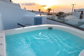 Sunborn Oia Suites