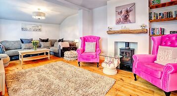 Norfolk Holiday Cottage 4-bed Luxury Dog Friendly