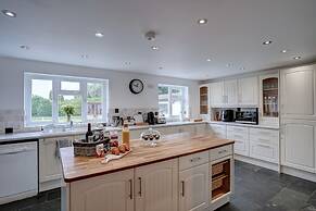 Norfolk Holiday Cottage 4-bed Luxury Dog Friendly