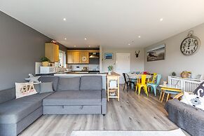 Central Apartment 3B