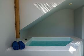 THOUSAND STARS SUITES & ROOMS