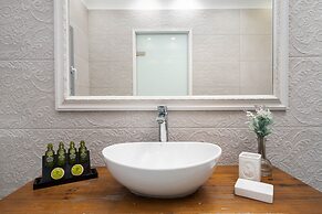 THOUSAND STARS SUITES & ROOMS