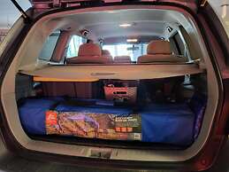 Private Waikiki Condos with Corp Rental Car Discount and free Tour Gui