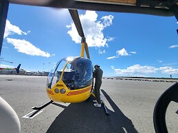 Private Waikiki Condos with Corp Rental Car Discount and free Tour Gui