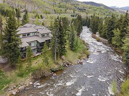 Coldstream Townhome 19