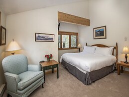 Coldstream Townhome 19