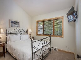 Coldstream Townhome 19