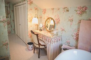 Boonville Luxury Lodging