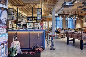 Moxy Cologne Muelheim