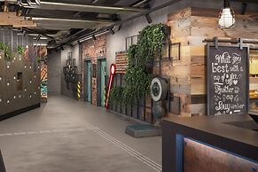 Moxy Cologne Muelheim