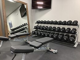 Hampton Inn & Suites Marina