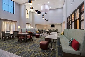 Hampton Inn & Suites Marina
