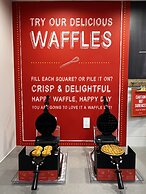 Hampton Inn & Suites Marina